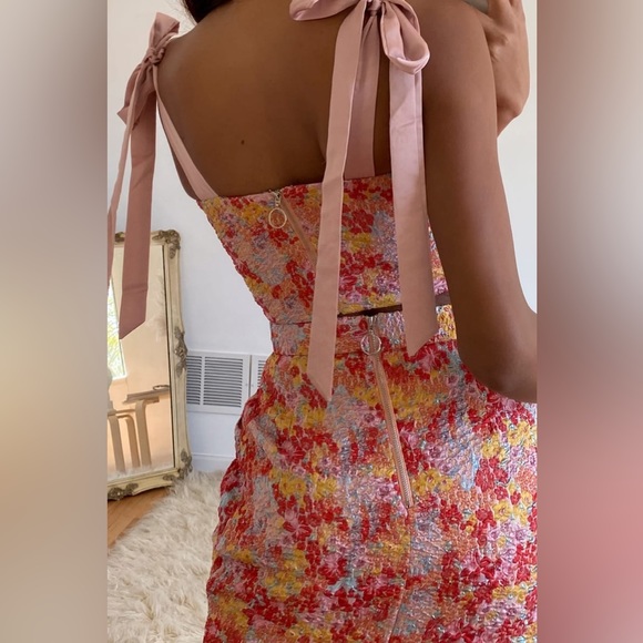 Lulu’s Ellarina Pink Multi Metallic Tie-Strap Two-Piece Midi Dress in Size Small - Picture 10 of 16